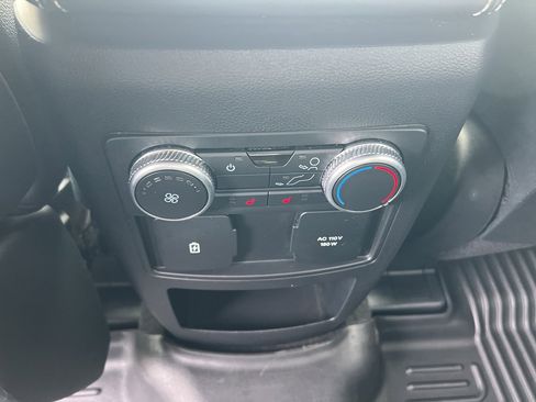 Used 2020 Ford Explorer ST w/ ST Street Pack image 23