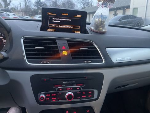 Used 2015 Audi Q3 2.0T Premium Plus image 9