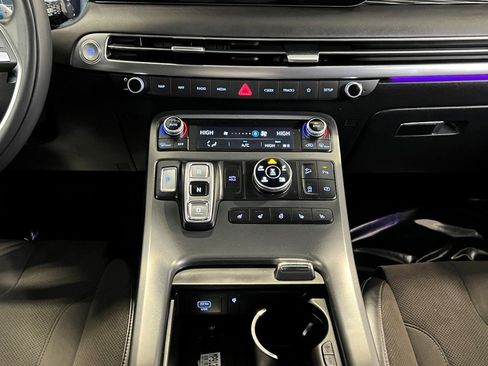 Used 2024 Hyundai Palisade Calligraphy image 21