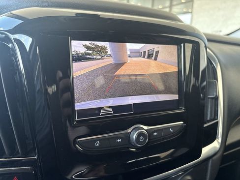 Used 2020 Chevrolet Traverse LS FWD image 14