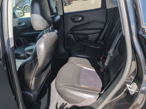 Used 2020 Jeep Compass Limited AWD/4WD image 16