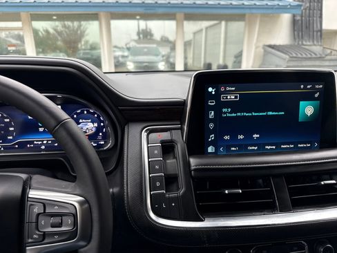 Used 2022 Chevrolet Suburban Premier w/ Max Trailering Package image 17