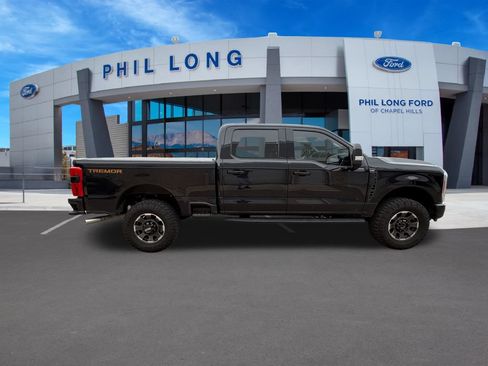 Used 2023 Ford F350 Lariat w/ Tremor Off-Road Package AWD/4WD image 7