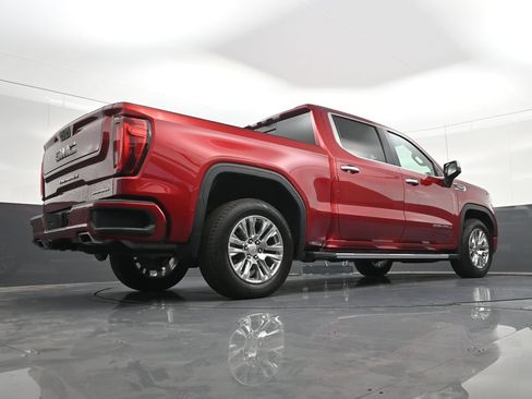 Used 2021 GMC Sierra 1500 Denali w/ Technology Package RWD image 26