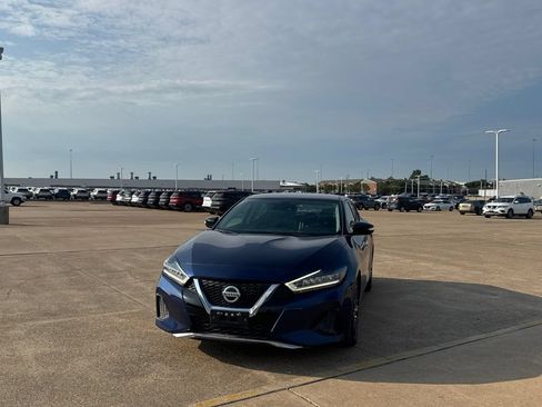 Used 2021 Nissan Maxima 3.5 SV w/ Floor Mat Group FWD image 7