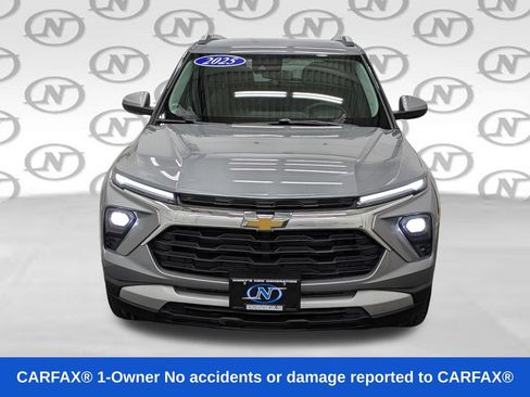 Used 2025 Chevrolet TrailBlazer LT AWD/4WD image 13