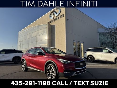 Used 2019 INFINITI QX30 Premium w/ Cargo Package image 1