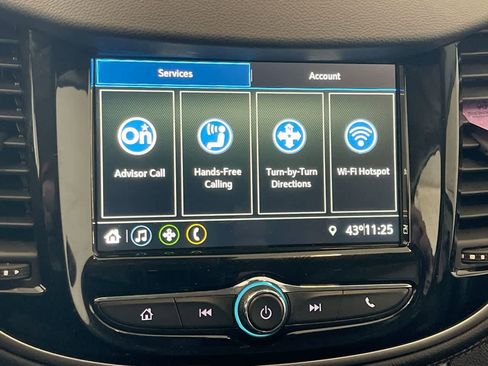 Used 2019 Chevrolet Trax LT w/ LT Convenience Package image 18