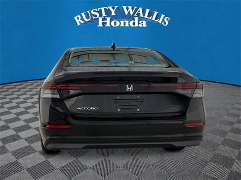 New 2025 Honda Accord LX image 4
