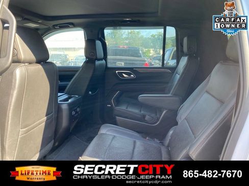 Used 2021 Chevrolet Suburban High Country w/ Premium Package AWD/4WD image 10