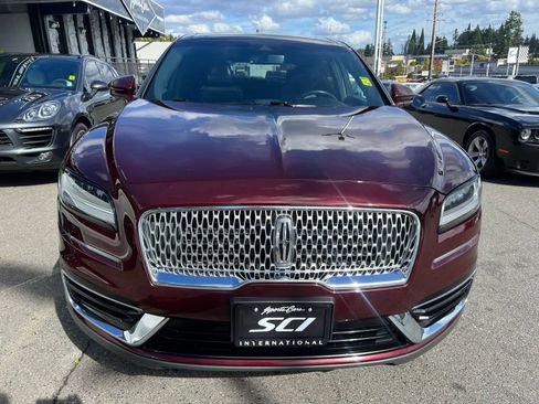 Used 2019 Lincoln Nautilus Reserve AWD/4WD image 3