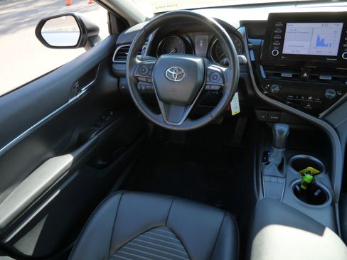 Certified 2024 Toyota Camry SE FWD image 10