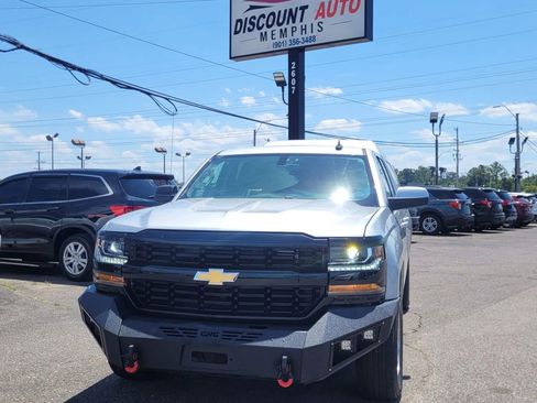 Used 2019 Chevrolet Silverado 1500 LT AWD/4WD image 5