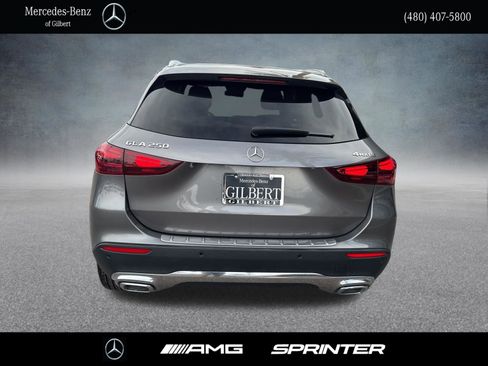 Used 2025 Mercedes-Benz GLA 250 4MATIC w/ Winter Package image 5