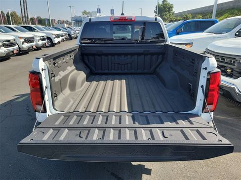 New 2025 Chevrolet Colorado Z71 w/ Technology Package image 17