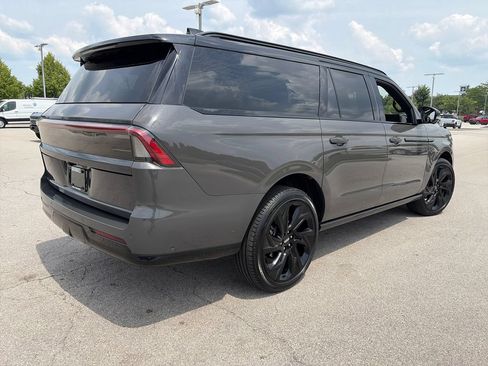 Used 2025 Lincoln Navigator L Black Label AWD/4WD image 7
