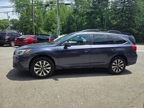 Used 2017 Subaru Outback 2.5i Limited AWD/4WD image 13