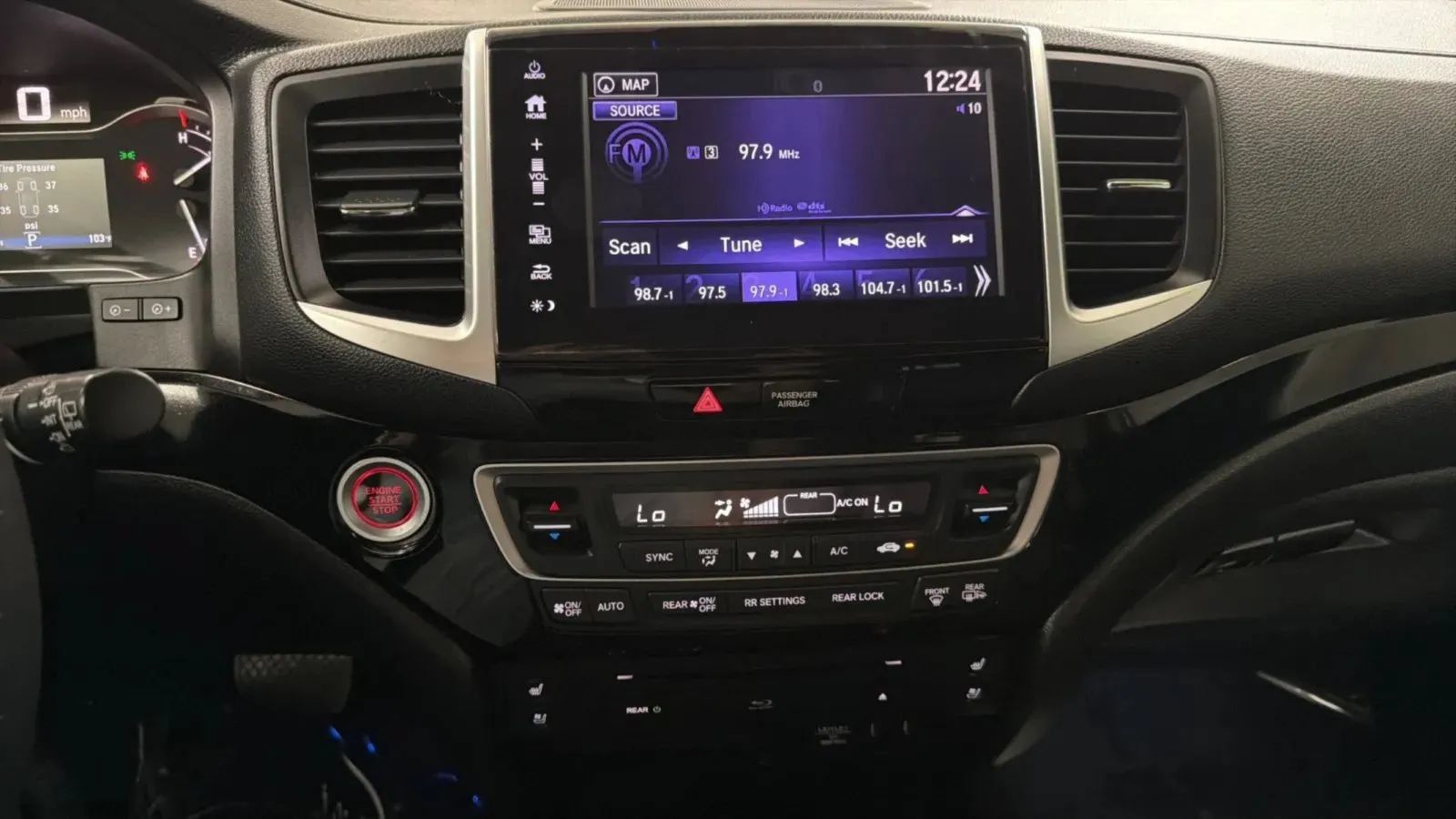 Used 2017 Honda Pilot Elite image 15