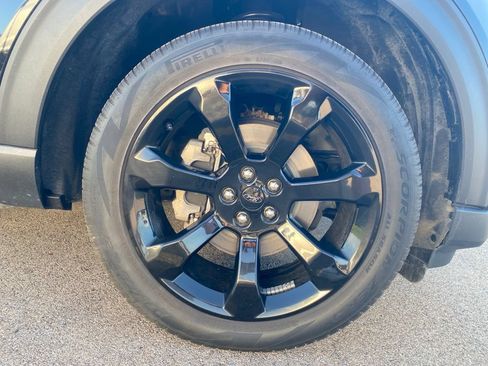 Used 2023 Ford Explorer ST-Line w/ Class IV Trailer Tow Package AWD/4WD image 6