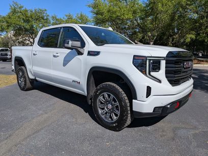 Used 2025 GMC Sierra 1500 AT4