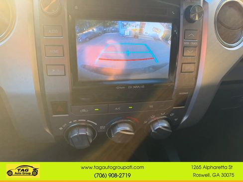 Used 2017 Toyota Tundra SR5 w/ SR5 Upgrade Package RWD image 11