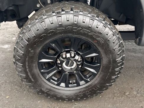 Used 2022 Ford F350 Lariat w/ Tremor Off-Road Package image 9