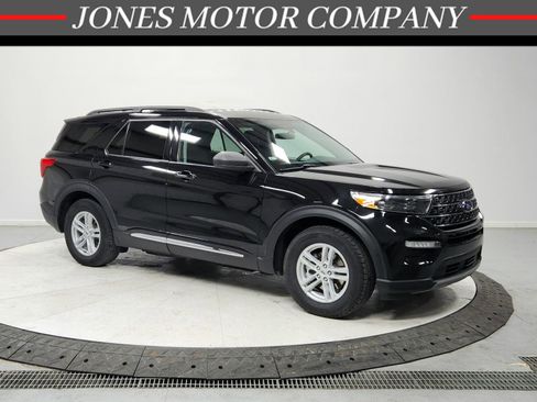 Used 2024 Ford Explorer XLT w/ Equipment Group 202A image 1