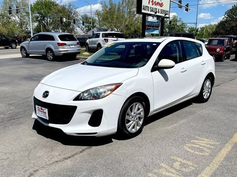 Used 2012 MAZDA MAZDA3 i Touring FWD image 2