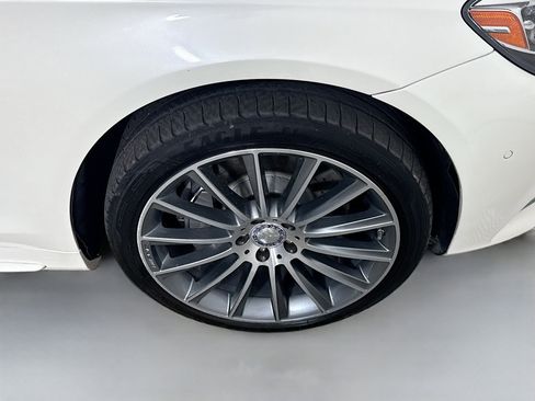 Used 2017 Mercedes-Benz S 550 Sedan image 32
