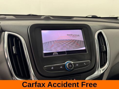 Used 2024 Chevrolet Equinox LS w/ LS Convenience Package image 3