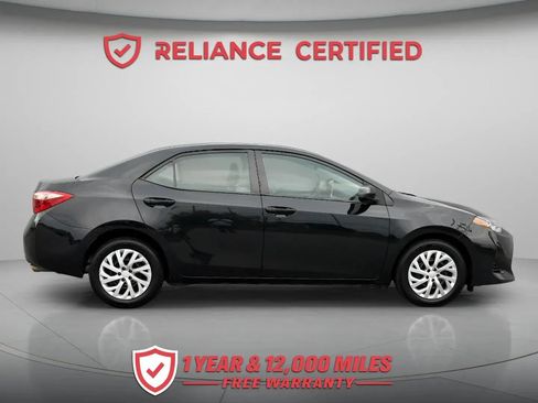 Used 2017 Toyota Corolla LE w/ Carpet Mat Package (TMS) FWD image 7