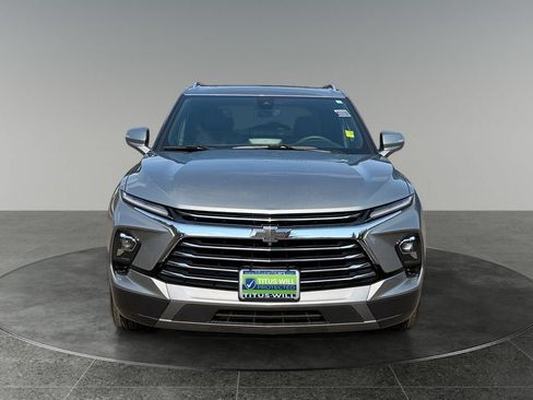Used 2024 Chevrolet Blazer Premier AWD/4WD image 2