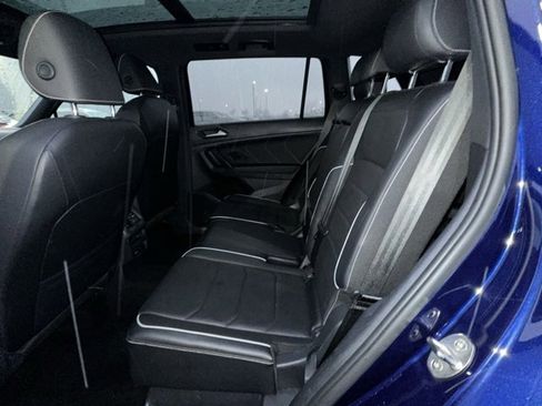 Certified 2022 Volkswagen Tiguan SEL R-Line image 26