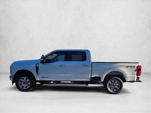 Certified 2024 Ford F250 Lariat w/ Chrome Package image 8