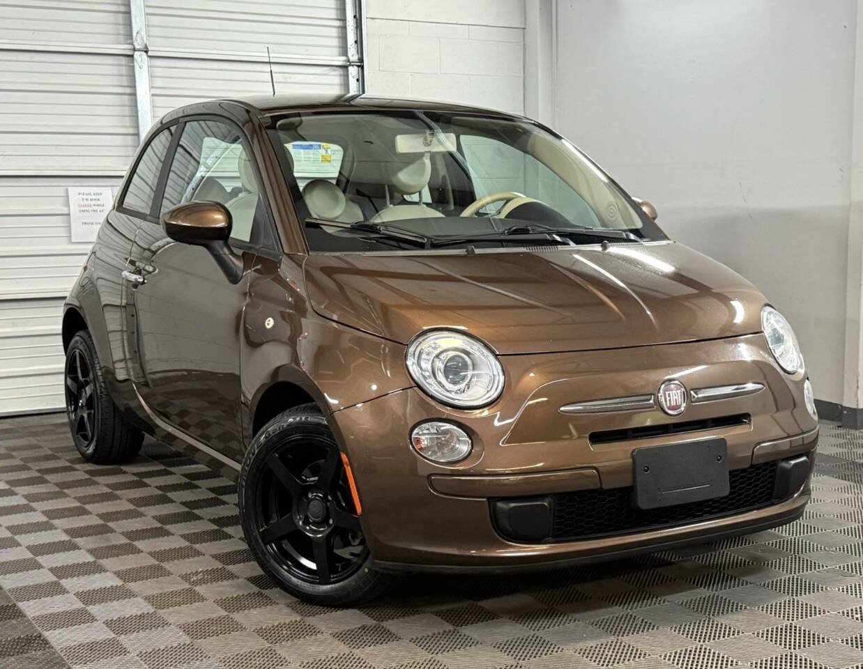 Used 2013 FIAT 500 Pop FWD image 1