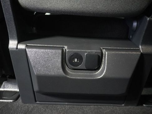 Used 2023 Ford F250 XLT image 9