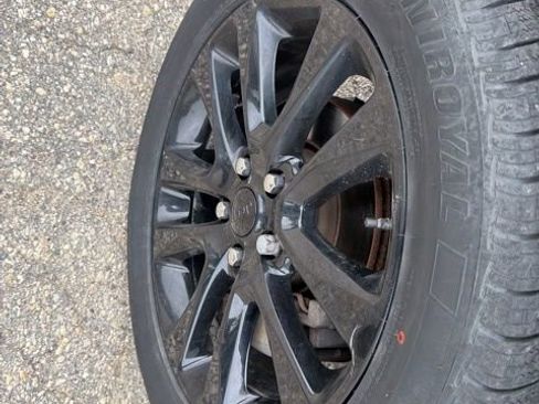 Used 2018 Jeep Grand Cherokee Altitude AWD/4WD image 26