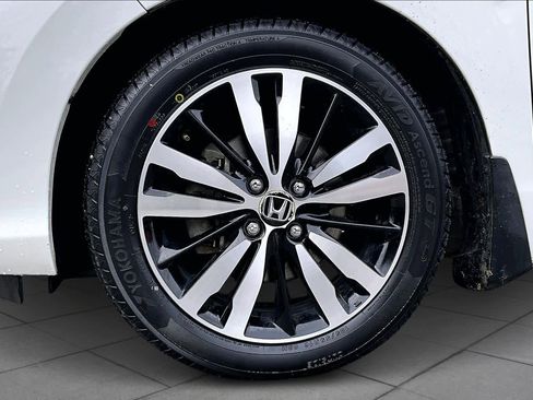 Used 2018 Honda Fit EX image 10