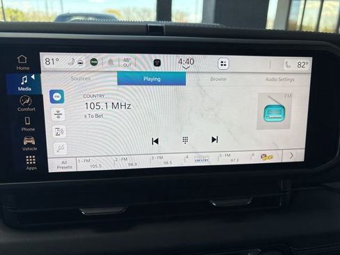 Used 2024 Jeep Wrangler Unlimited Rubicon w/ XTREMEE 35" Tire Package AWD/4WD image 12