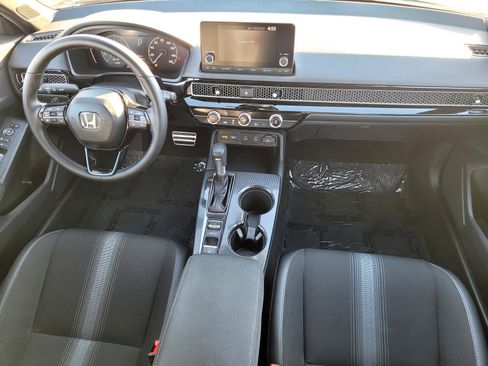 Used 2025 Honda Civic Sport image 32