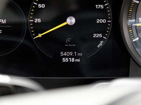 Used 2022 Porsche 911 GT3 image 14