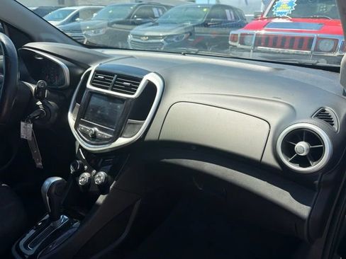 Used 2019 Chevrolet Sonic LT FWD image 23