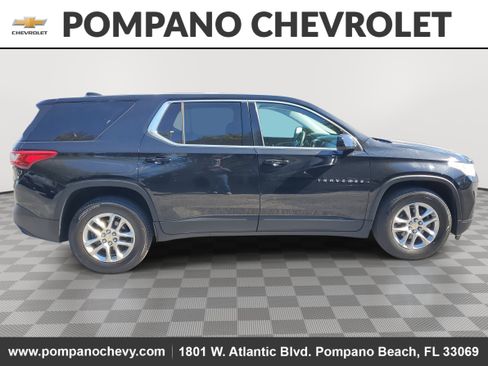 Used 2019 Chevrolet Traverse LS image 2