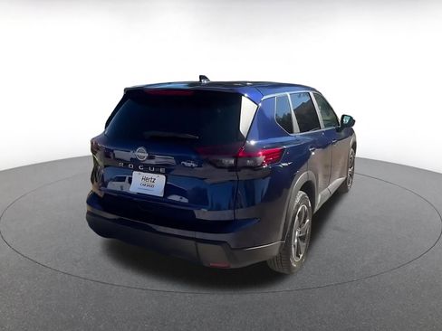 Used 2025 Nissan Rogue SV image 14