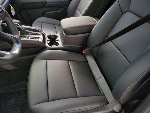 New 2026 GMC Canyon Elevation w/ Convenience Package RWD image 21