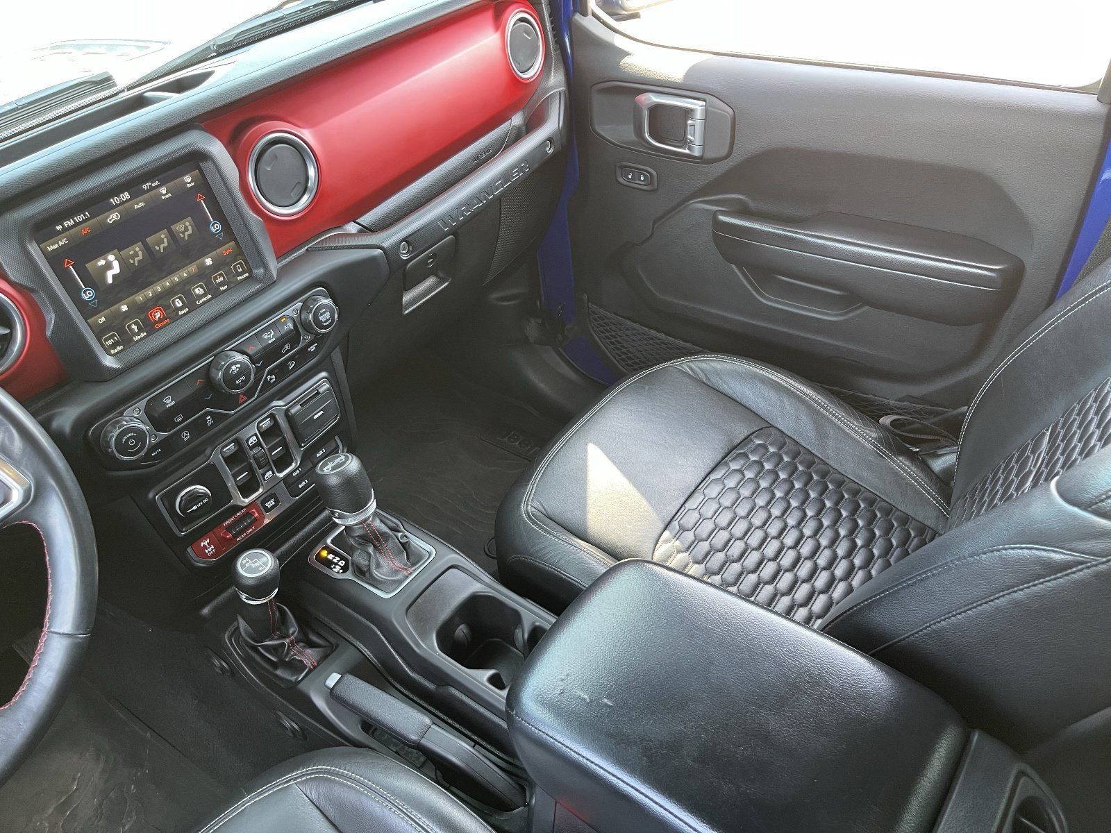 Used 2019 Jeep Wrangler Unlimited Rubicon AWD/4WD image 17
