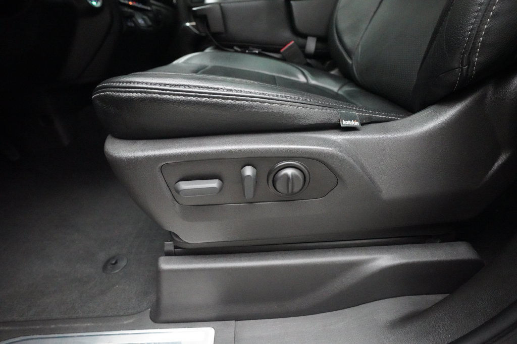 Used 2021 Chevrolet Silverado 1500 LT w/ Bed Protection Package AWD/4WD image 27