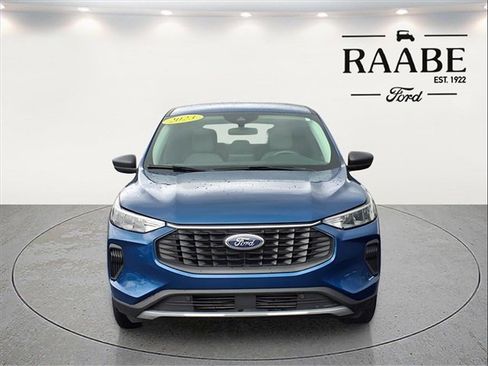 Used 2023 Ford Escape Active image 2