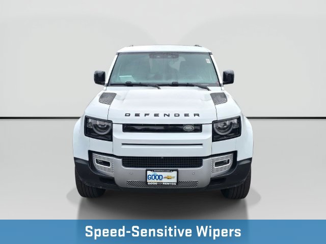 Used 2025 Land Rover Defender 110 S AWD/4WD image 9