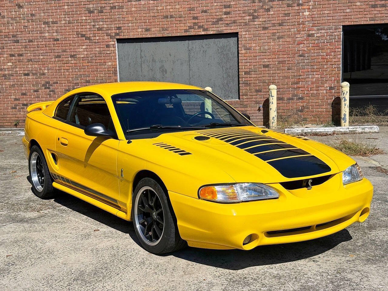 Used 1998 Ford Mustang Cobra RWD image 4